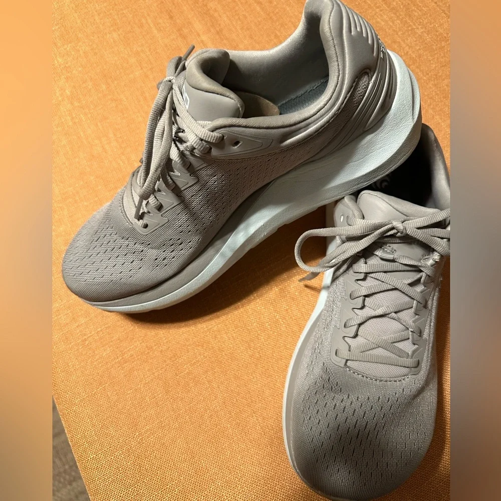 W Topo Gray Zipfoam Athletic Shoes - Picture 3 of 5